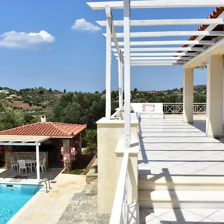 Athina First Floor * Ermioni